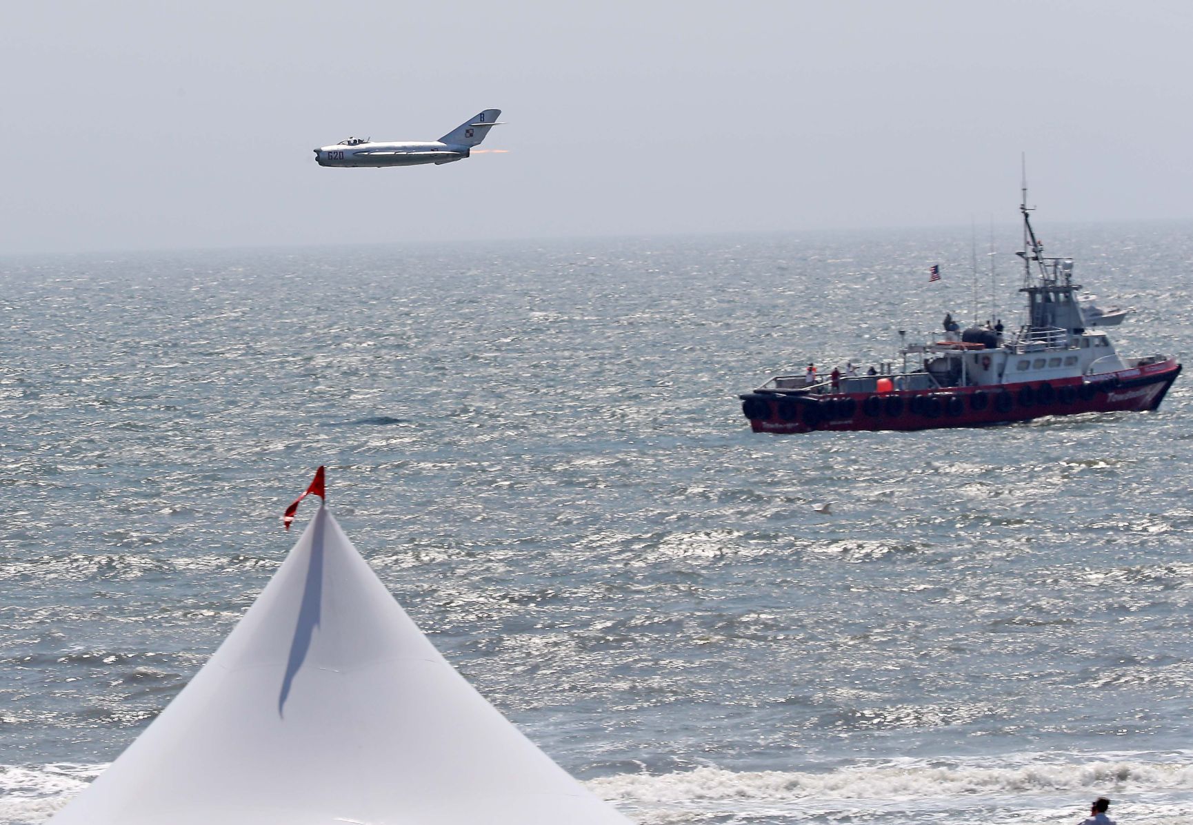 Planes practice before Airshow in AC